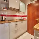 Bellevue 65 Apartment
